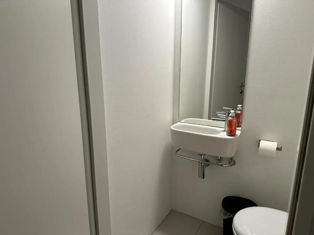 115M2 Luxury Flat - 3 Balconies - Free Parking Lägenhet Wien Österrike